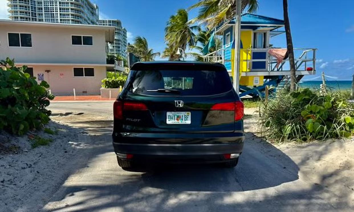 2016 Honda Pilot EX photo 6