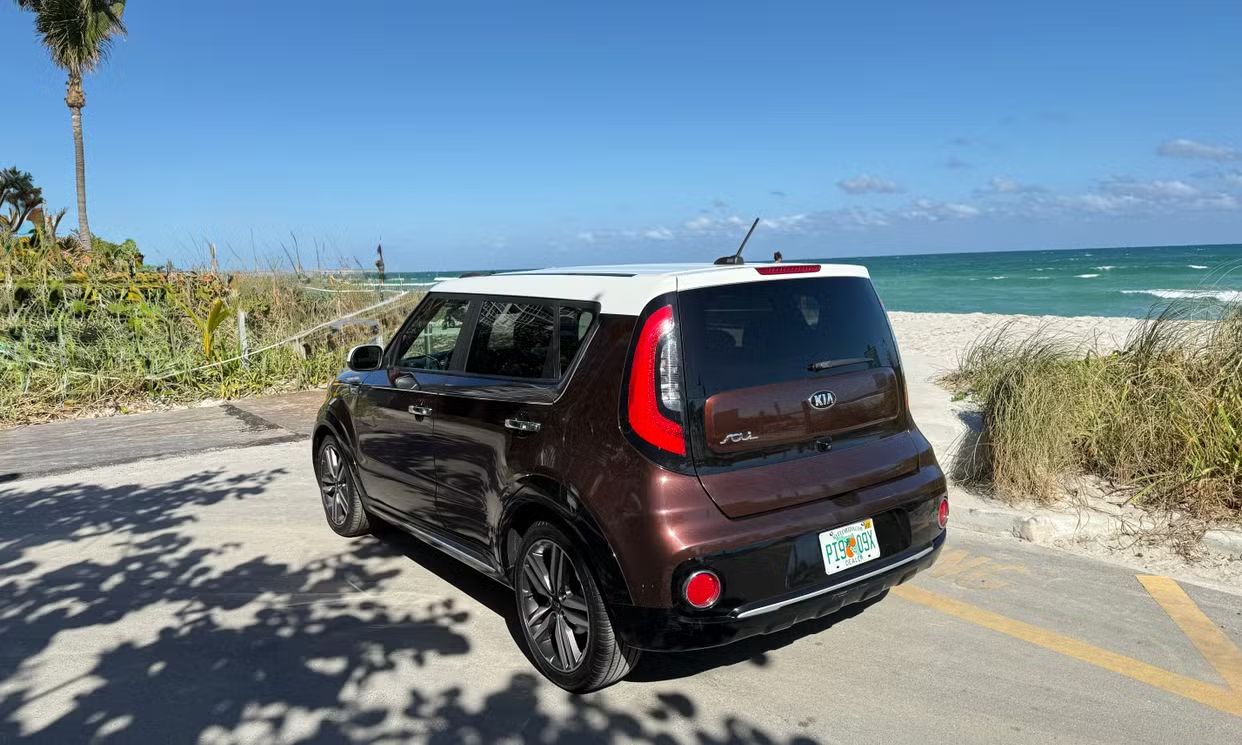 2017 Kia Soul Plus photo 6