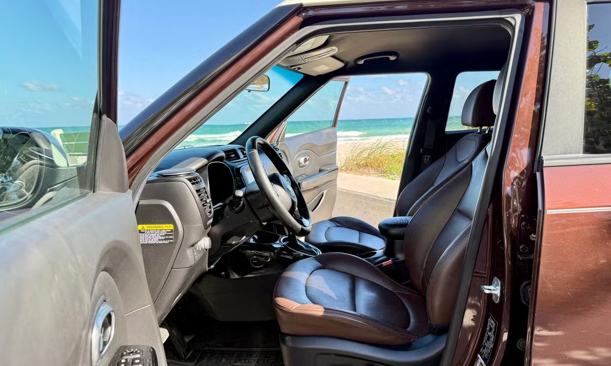 2017 Kia Soul Plus photo 13