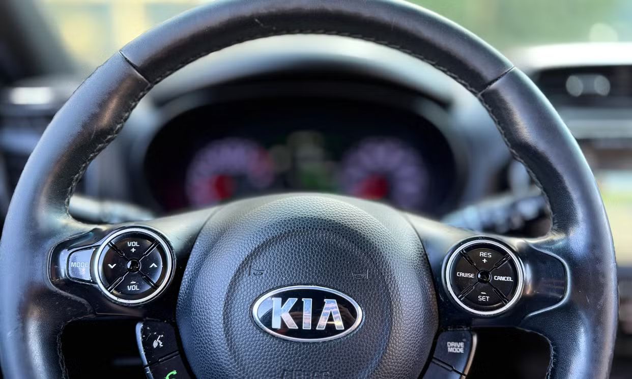 2017 Kia Soul Plus photo 16
